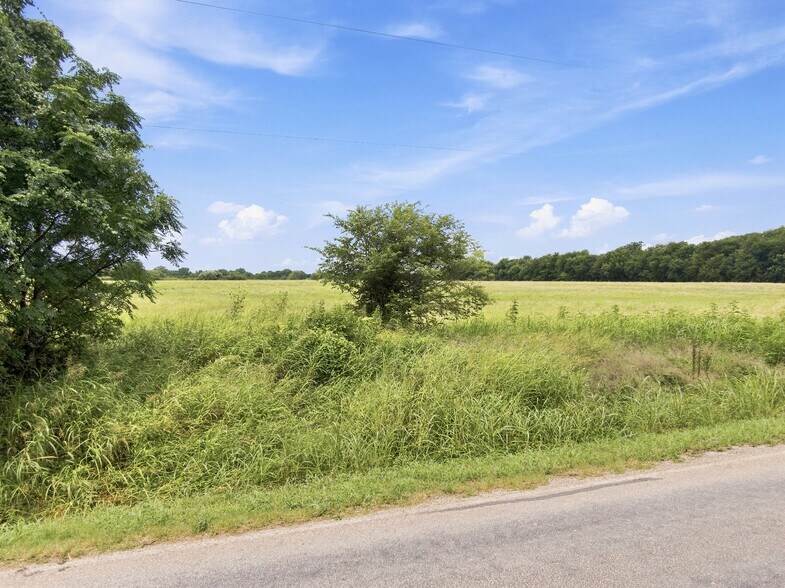 More Photos Of 700 Gellar Road, Wilmer Land For Sale