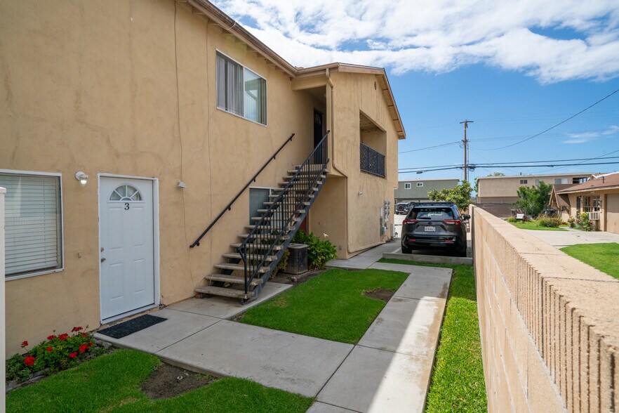 More Photos Of 4302 Howard Ave, Los Alamitos Apartments For Sale