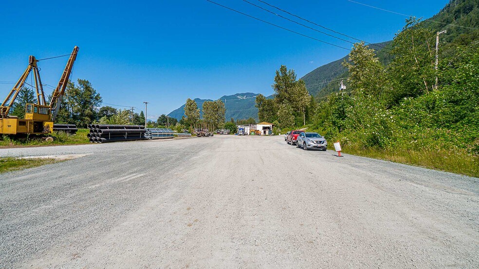 More Photos Of 54370 Bridal Falls Rd, Rosedale Land For Lease