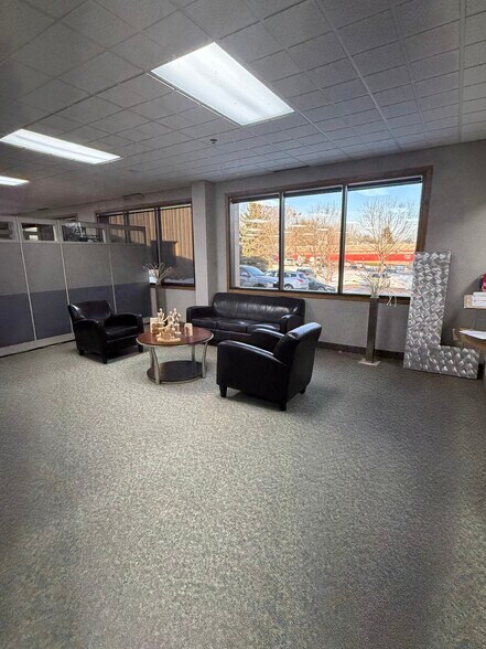 More Photos Of 7660 Quattro Dr, Chanhassen Warehouse For Sale