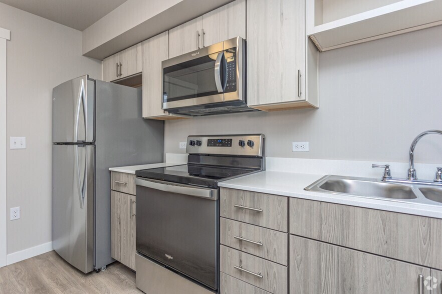 More Photos Of 15311 33rd Ave S, Seatac Apartments For Lease