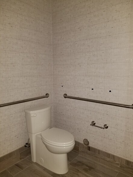 More Photos Of 3990 E SR 44, Wildwood Coworking Space