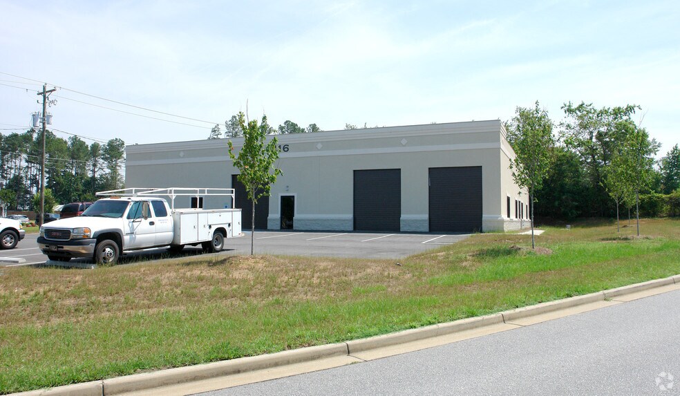 More Photos Of 116 Cromer Rd, West Columbia Light Distribution For Lease