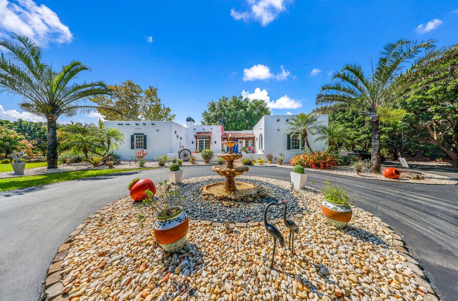 More Photos Of 19050 SW 194th Ave, Miami Lodge Meeting Hall For Sale