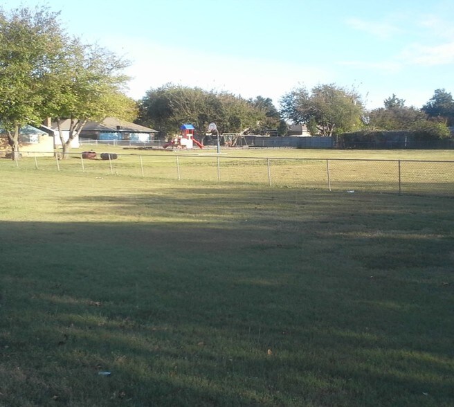 More Photos Of 900 E Belt Line Rd, DeSoto Daycare Center For Sale