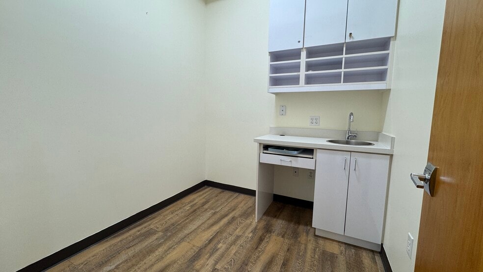 More Photos Of 13101-131-05 40th Rd, Flushing Apartments For Sale