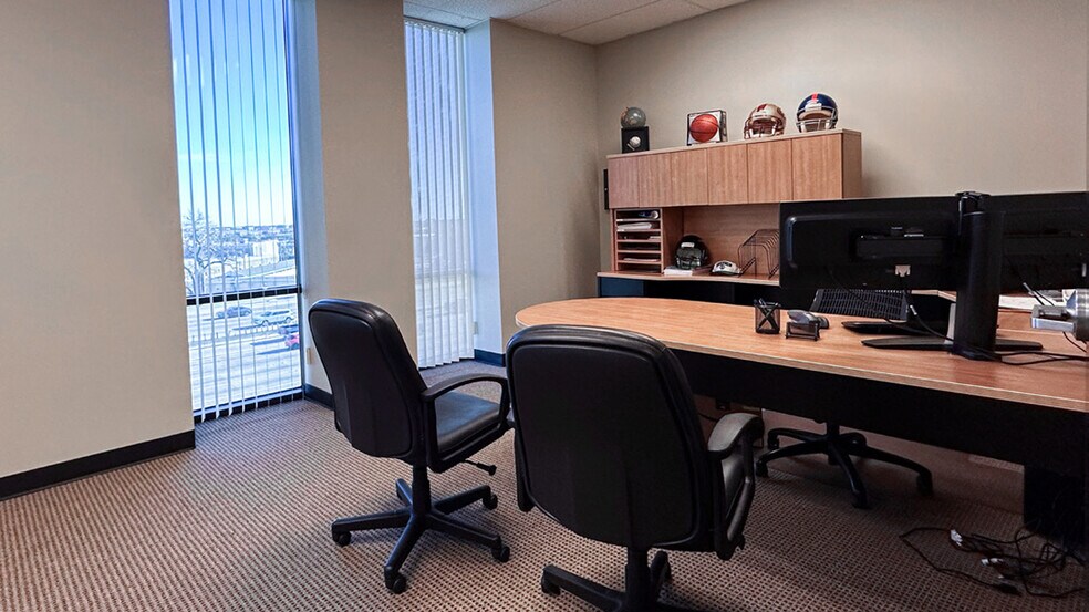 More Photos Of 558 S Central Expy, Richardson Office For Sale