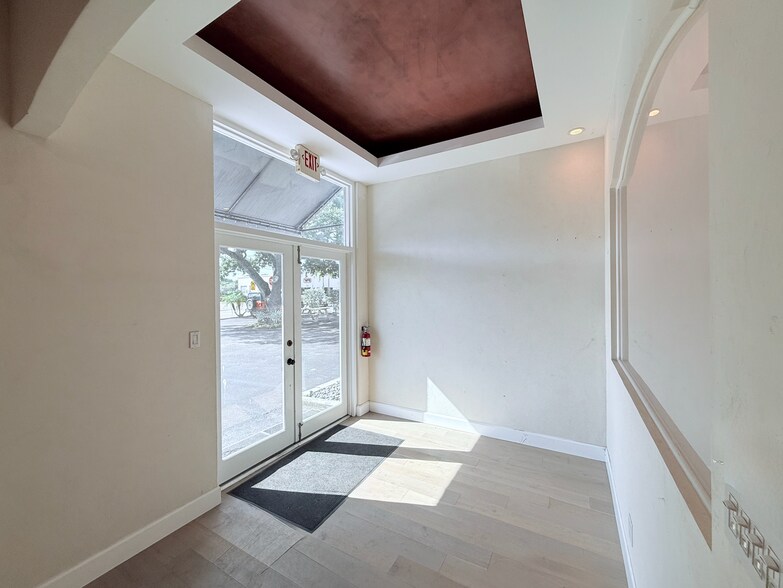 More Photos Of 1177 Clare Ave, West Palm Beach Warehouse For Lease