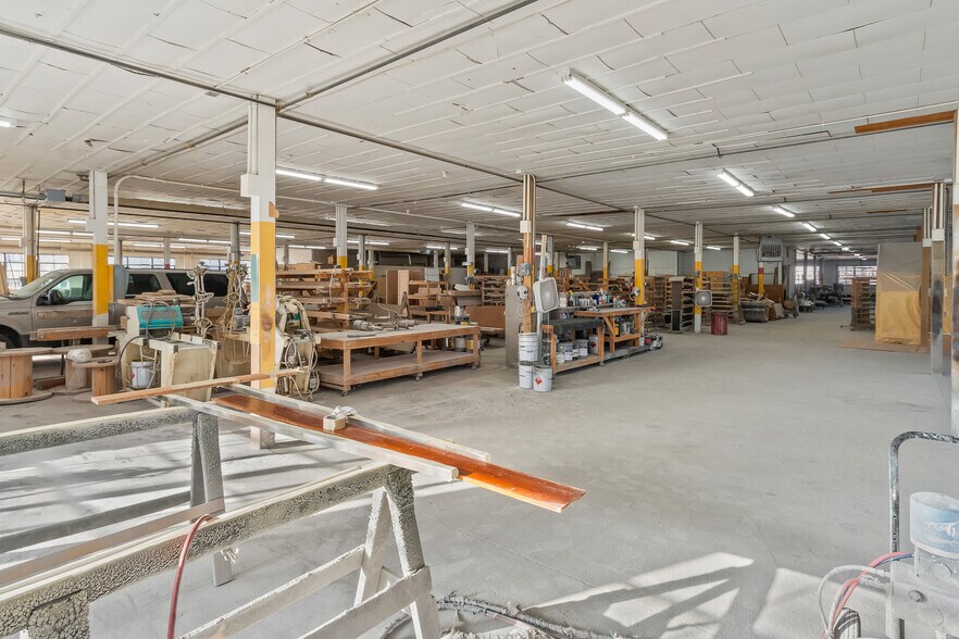 More Photos Of 2332 4th Ave, Greeley Manufacturing For Sale