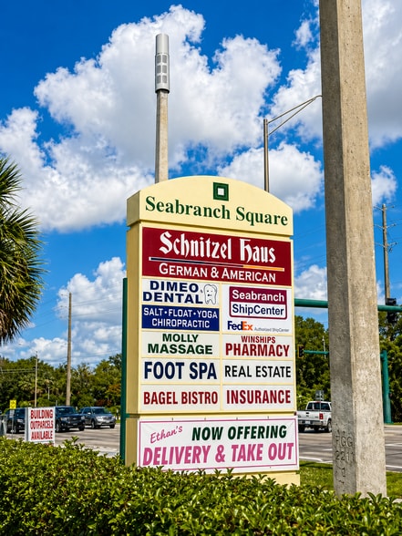 More Photos Of 5683-5693 SE Crooked Oak Ave, Hobe Sound Unknown For Lease