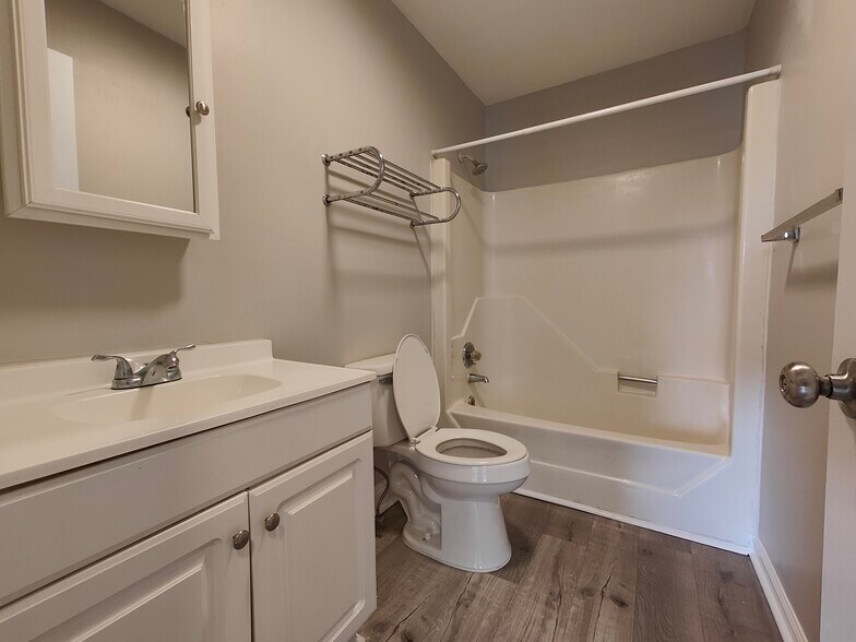 More Photos Of 520 Keen St, Rocky Mount Multifamily For Sale