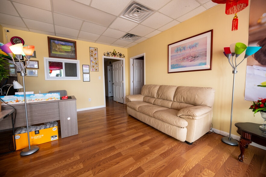 More Photos Of 11832 Front Beach Rd, Panama City Beach Storefront Retail Office For Sale