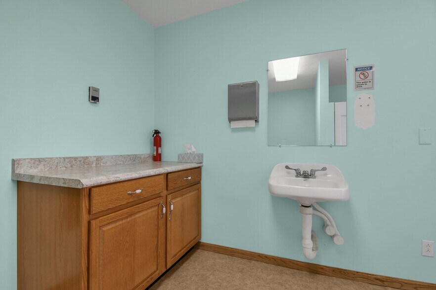 More Photos Of 2598 E Smiley Ave, Shelby Religious Facility For Sale