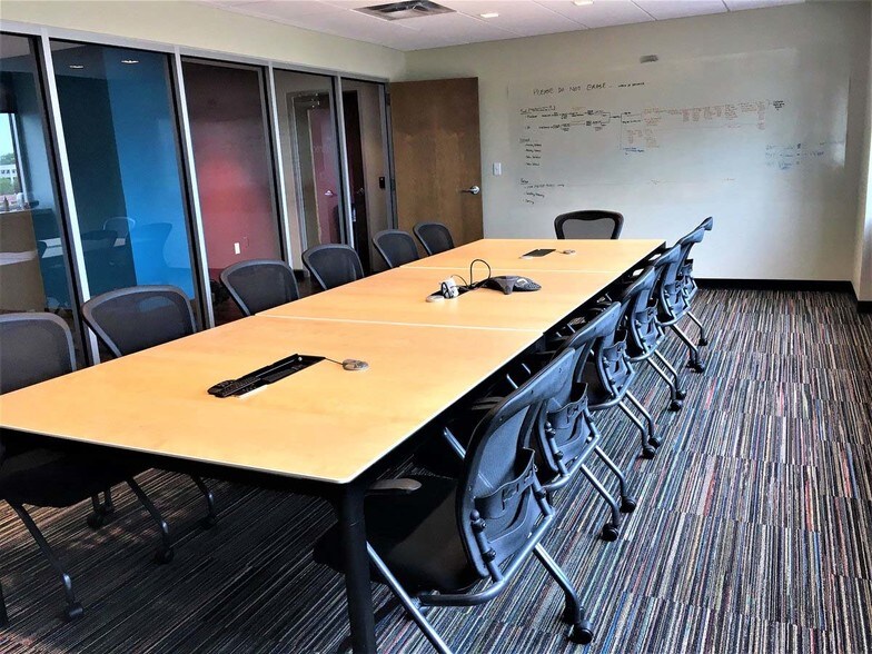 More Photos Of 605 Chestnut St, Chattanooga Office For Lease