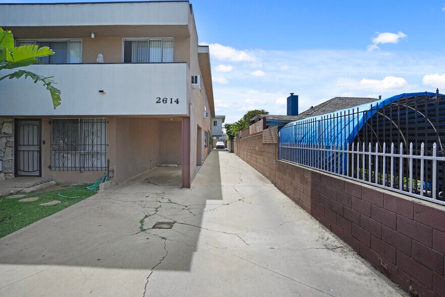 More Photos Of 2614 Garth Ave, Los Angeles Multifamily For Sale