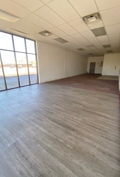 More Photos Of 1800 S Air Depot Blvd, Oklahoma City General Retail For Sale