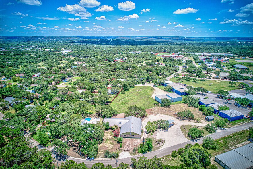 More Photos Of 45 La Buena Vista Dr, Wimberley Schools For Sale