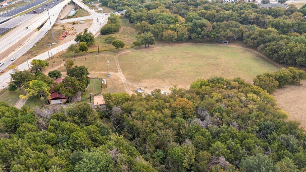 More Photos Of 1009 W I 20, Grand Prairie Land For Sale