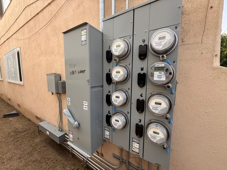 More Photos Of 11817 Culver Blvd, Los Angeles Apartments For Sale