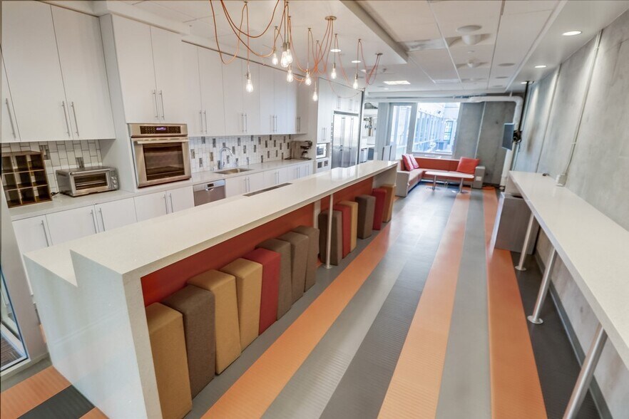 More Photos Of 1350 Columbia St, San Diego Loft Creative Space For Sale