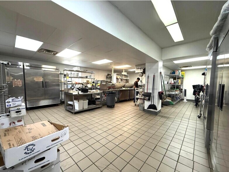 More Photos Of 3862 Terrace St, Philadelphia General Retail For Lease