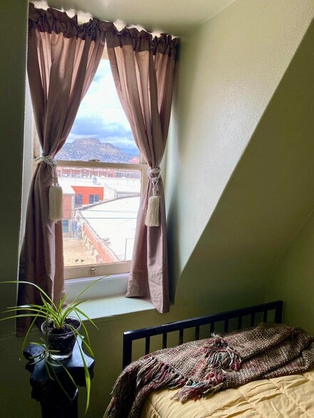 More Photos Of 230 W First St, Trinidad Apartments For Sale