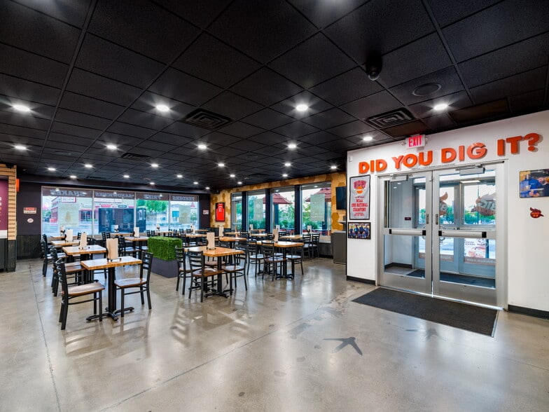 More Photos Of 9595 W Tropicana Ave, Las Vegas Restaurant For Lease