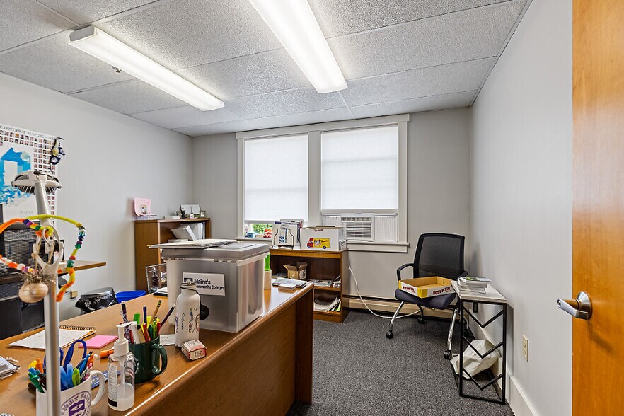 More Photos Of 323 State St, Augusta Office Residential For Sale