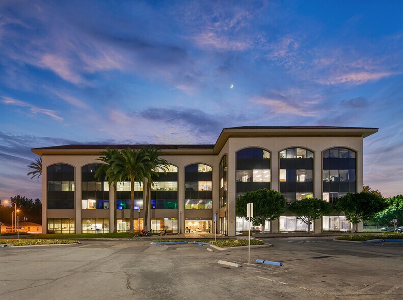 More Photos Of 1333 S Mayflower Ave, Monrovia Office For Sale