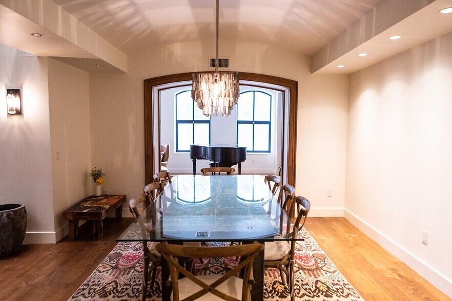 More Photos Of 263 Main St, Northampton Apartments For Sale