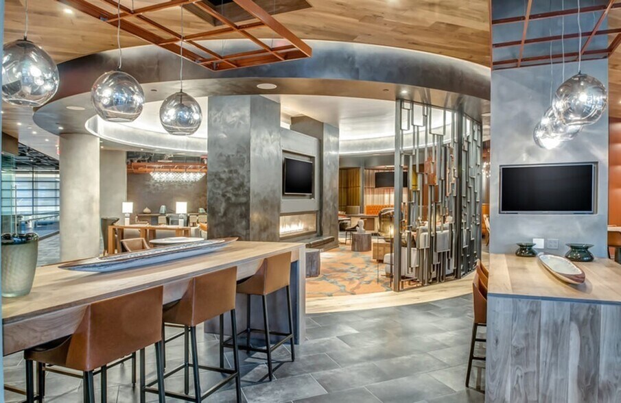 More Photos Of 1213 Walnut St, Philadelphia Apartments For Lease