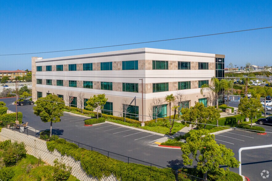 More Photos Of 10620 Treena St, San Diego Office For Lease