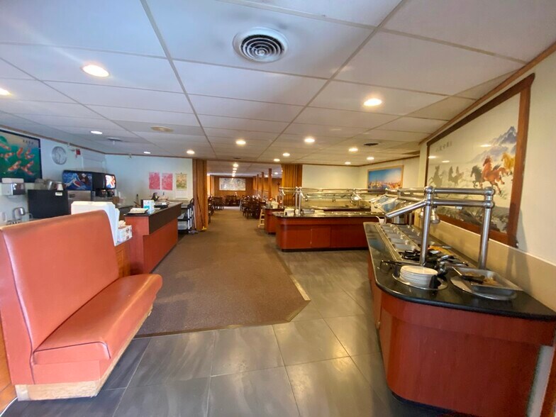 More Photos Of 221 Washington Ave, Riverton Religious Facility For Sale