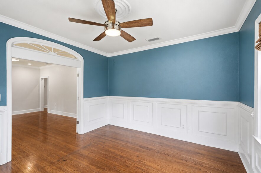 More Photos Of 537 E Park Ave, Tallahassee Office For Sale