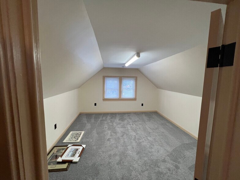 More Photos Of 2517 Mountain Rd, Pasadena Office Residential For Lease