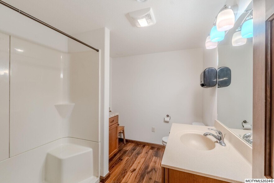 More Photos Of 390 E US Highway 18, Garner Showroom For Sale