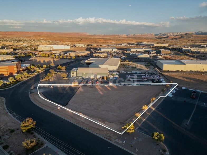 More Photos Of 950 E Factory Dr, St George Land For Lease