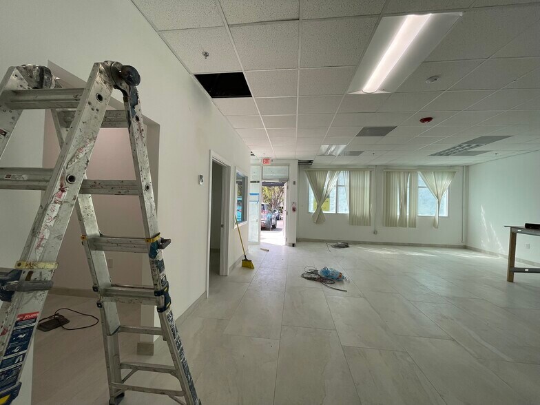 More Photos Of 757 Shotgun Rd, Sunrise Light Manufacturing For Lease