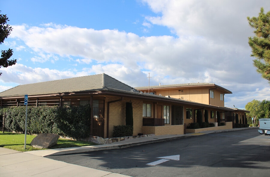 Primary Photo Of 3731 Tibbetts St, Riverside Medical For Lease