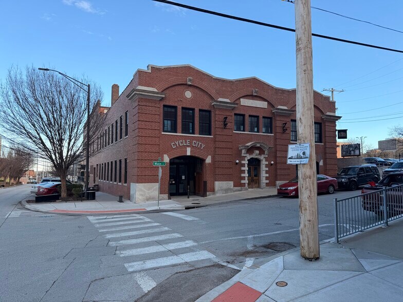 More Photos Of 201 Main St, Kansas City Loft Creative Space For Lease