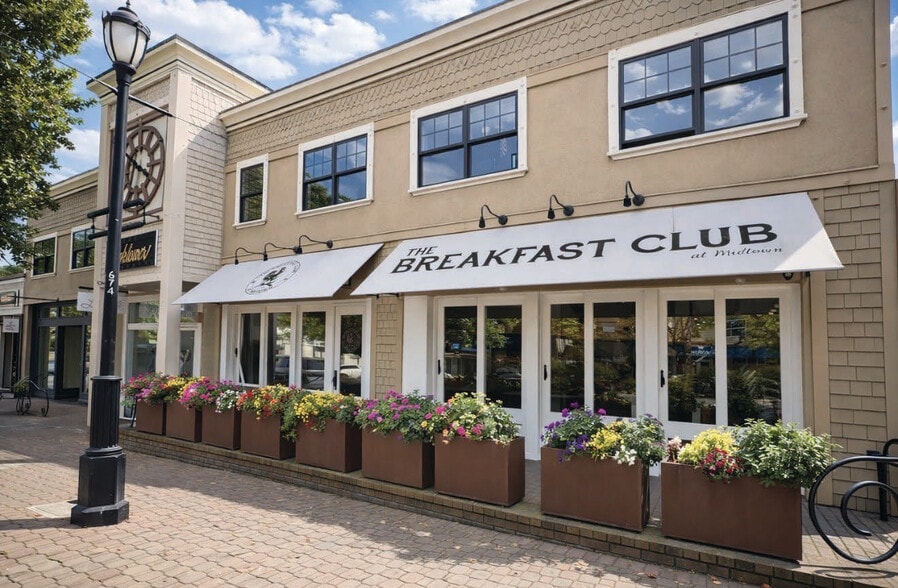 More Photos Of 3525-3529 Mt Diablo Blvd, Lafayette Freestanding For Lease