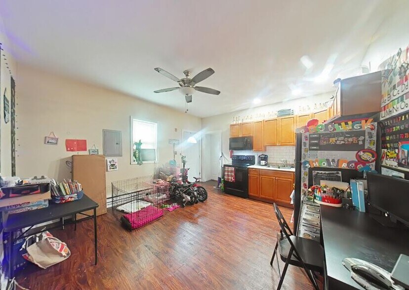 More Photos Of 5900 Market St, Philadelphia Storefront Retail Residential For Sale