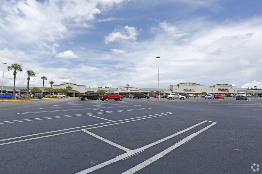 More Photos Of 2605-2851 E Gulf to Lake Hwy, Inverness General Retail For Lease