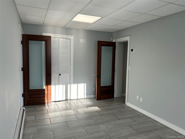 More Photos Of 361 Union Blvd, West Islip Office For Sale