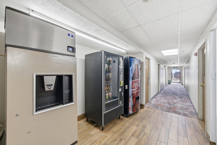 More Photos Of 626 W 1400 N, Beaver Hotel For Sale