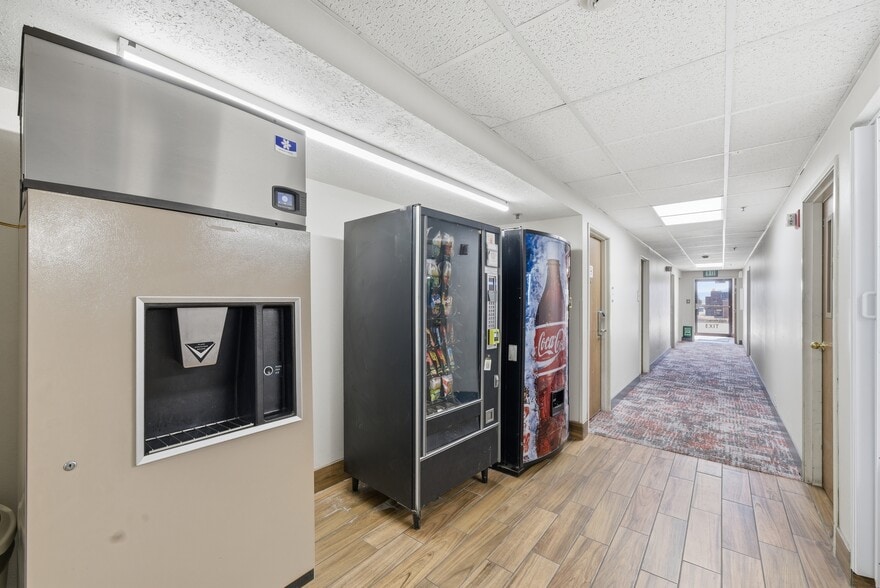 More Photos Of 626 W 1400 N, Beaver Hotel For Sale