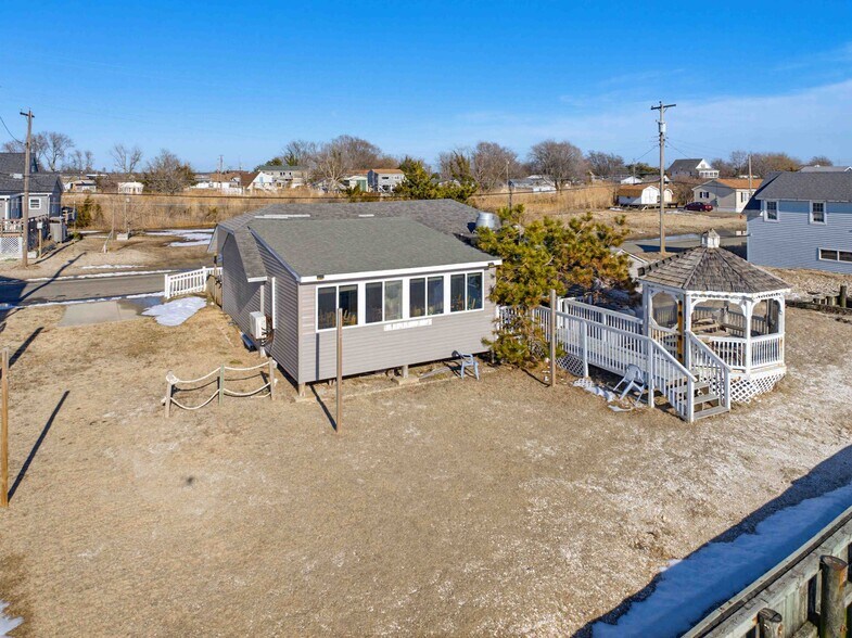 More Photos Of 102 Delaware ave, Fortescue Restaurant For Sale