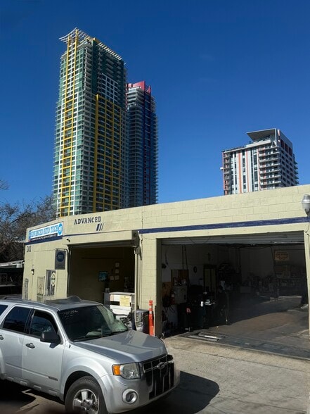 More Photos Of 301 16th St, San Diego Auto Repair For Sale