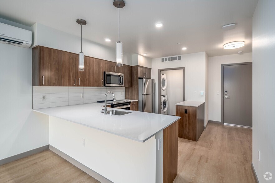 More Photos Of 110 Roy St, Seattle Apartments For Lease