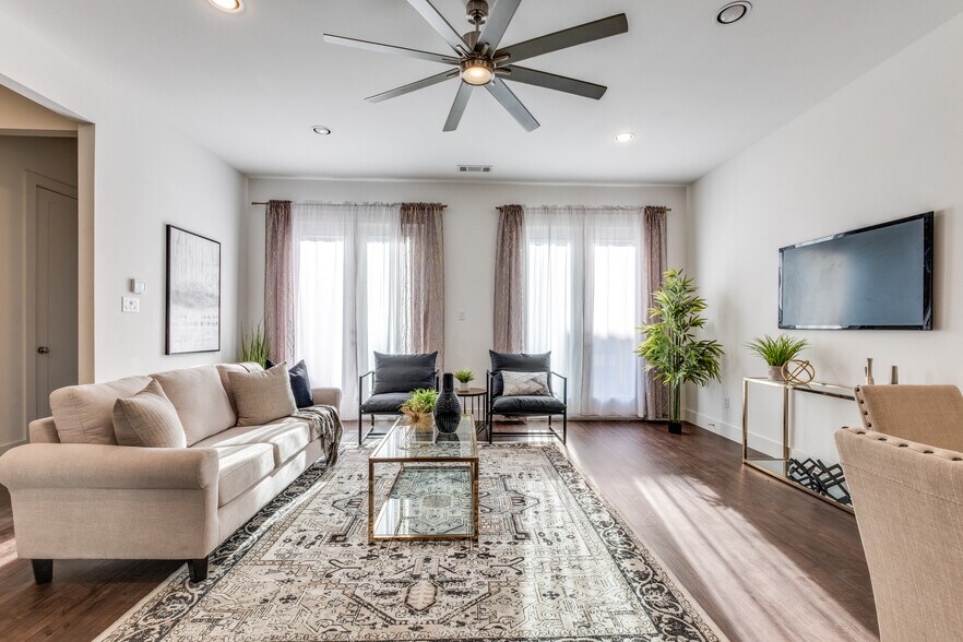 Primary Photo Of 2513 El Camino Ln, Dallas Specialty For Sale